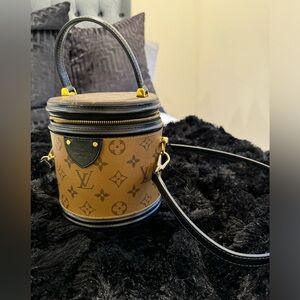 100% Authentic Cannes Louis Vuttion handbag